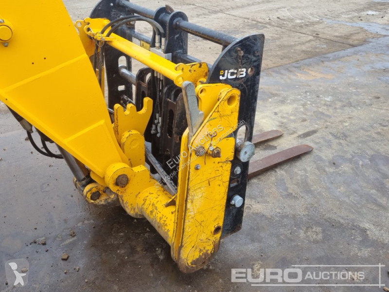 Teleskopický vozík JCB 540-140 Hi Viz