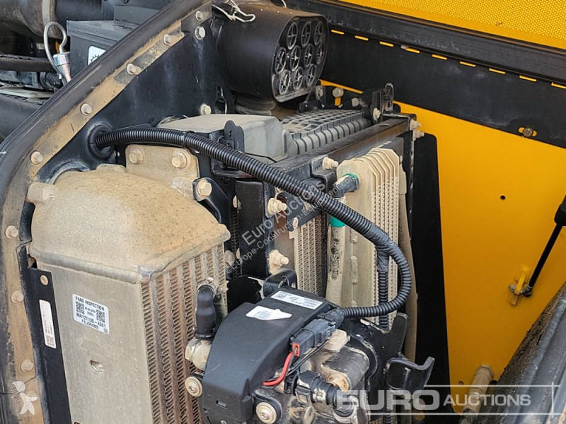 Teleskopický vozík JCB 540-140 Hi Viz