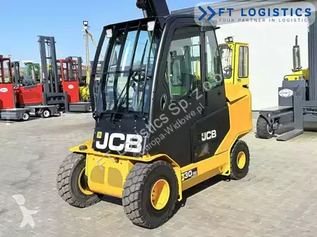Teleskopický manipulátor JCB