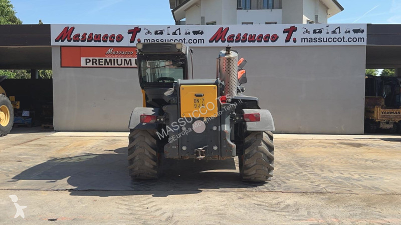 رافعة شوكية تلسكوبية Dieci AGRI 60.9 4x4