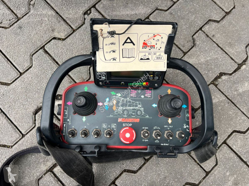 Teleskopický manipulátor Manitou MRT 2150 + /...