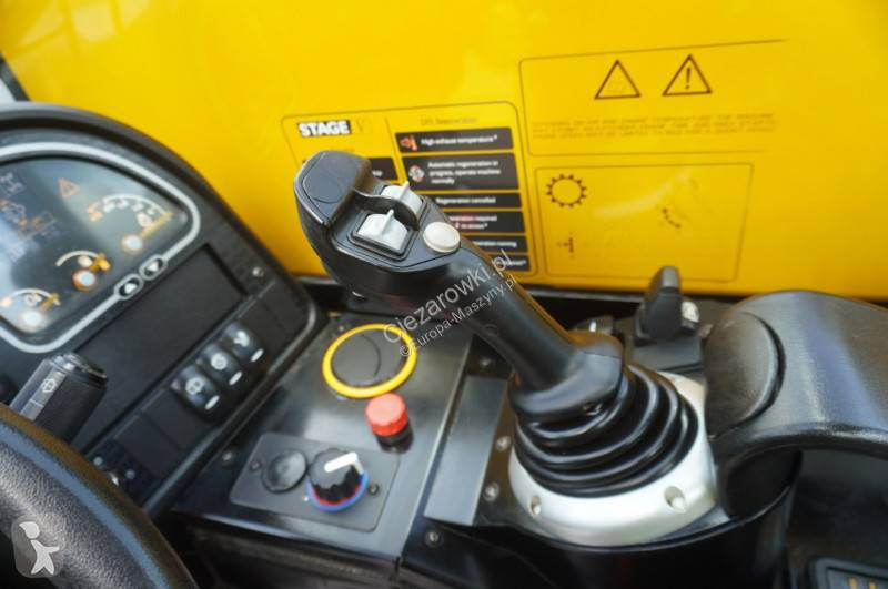 Încărcător telescopic JCB 525-60T5 / 2022 / 860...