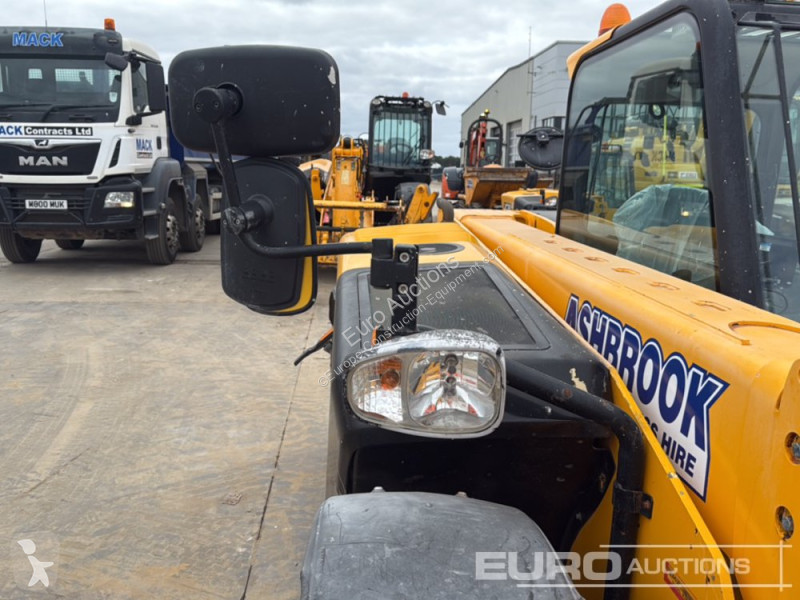 Încărcător telescopic JCB 525-60 Hi Viz