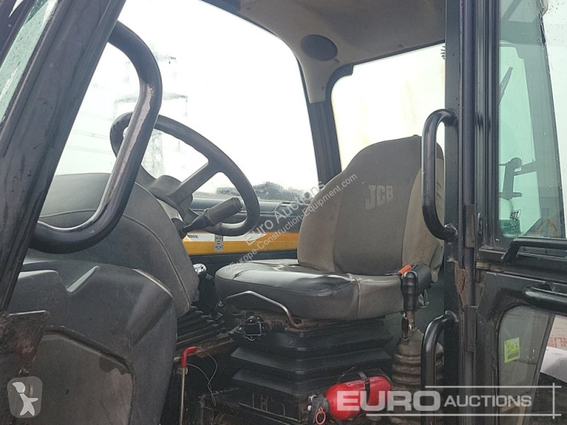 Teleskopický vozík JCB 535-140 Hi Viz