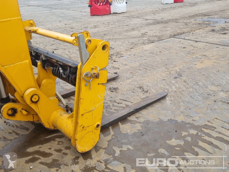 Teleskopický vozík JCB 540-170