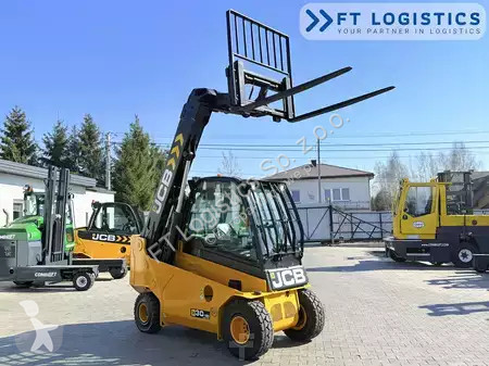 Teleskopický manipulátor JCB