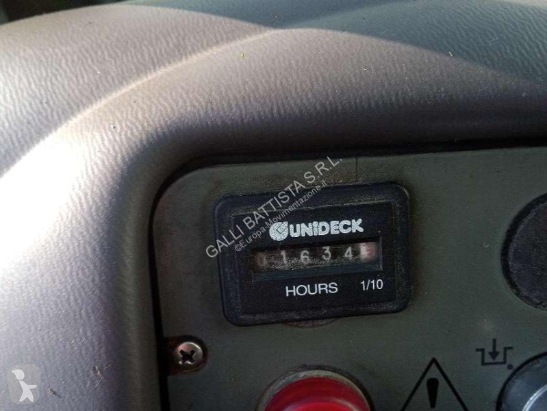 Teleskopický manipulátor Merlo P35.13EVS