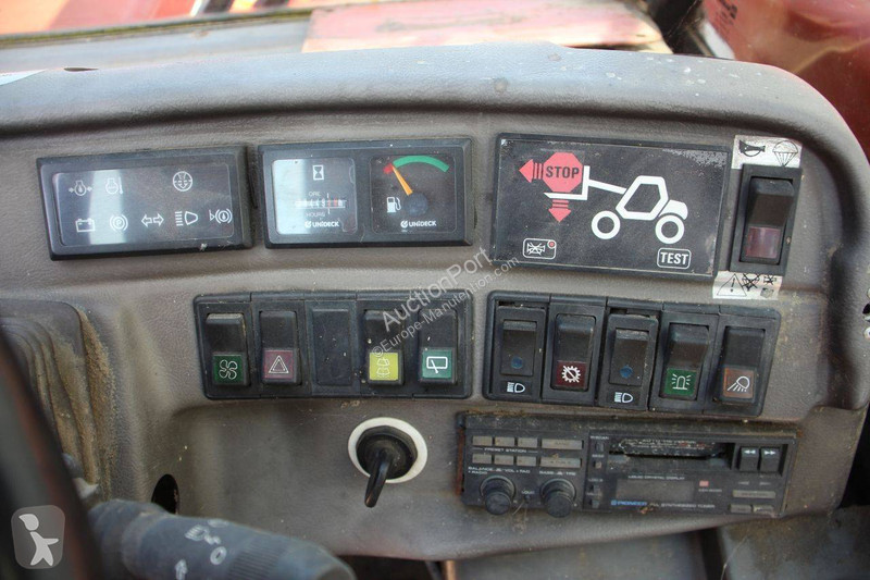 Телескопический погрузчик Manitou MT1337SLT