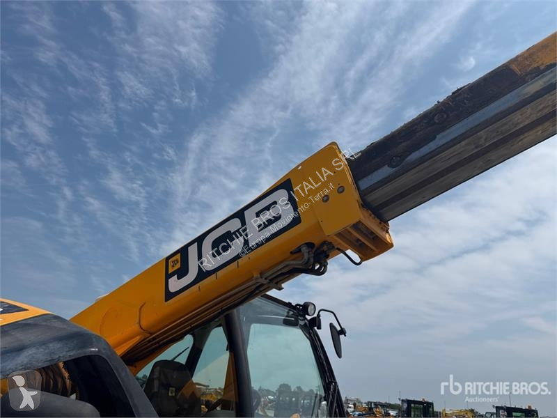 Chariot télescopique JCB