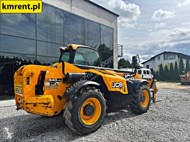 Încărcător telescopic JCB