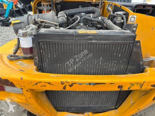 Chariot télescopique JCB