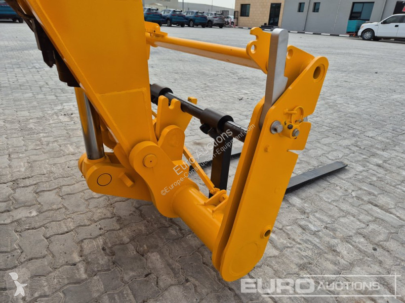 رافعة شوكية تلسكوبية JCB 540-170