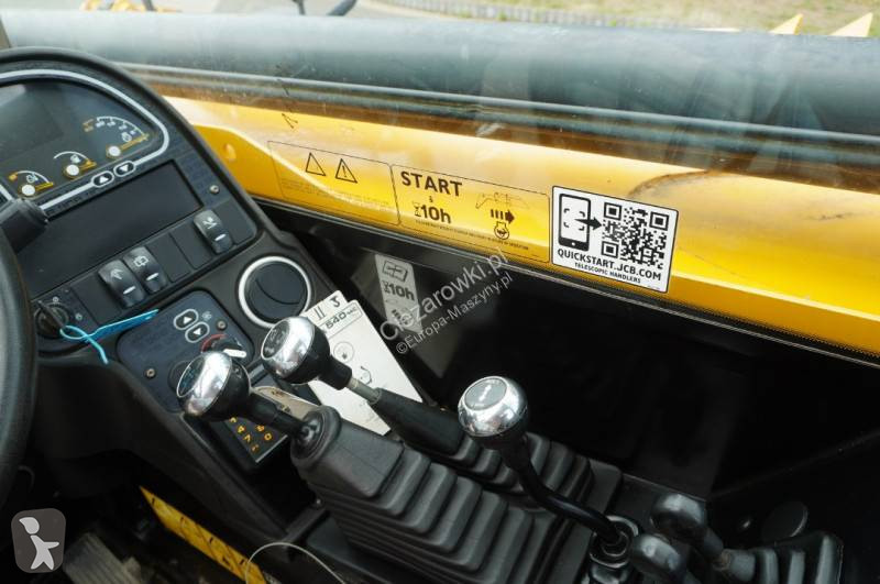 Încărcător telescopic JCB 14 m / 1800 MTH