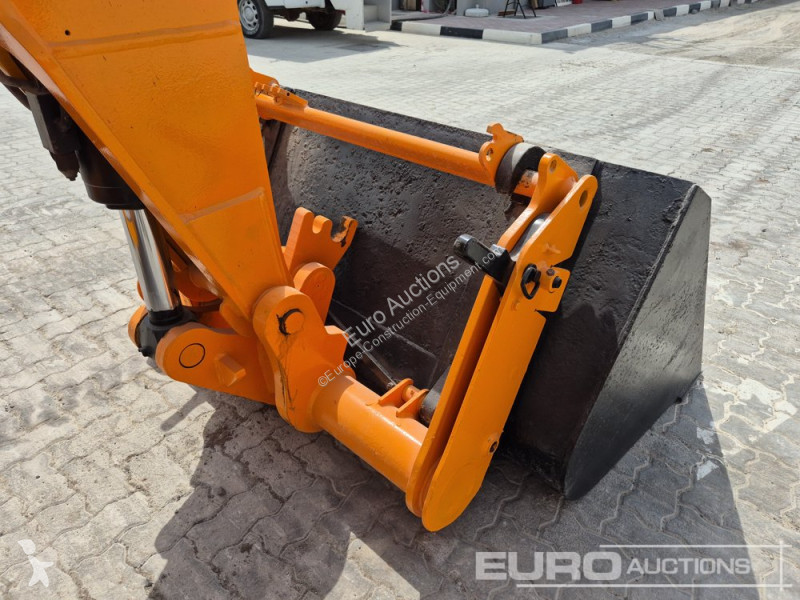 رافعة شوكية تلسكوبية JCB 540-200