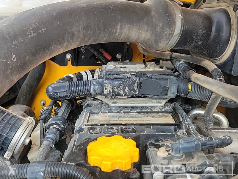 رافعة شوكية تلسكوبية JCB 540-140 Hi Viz