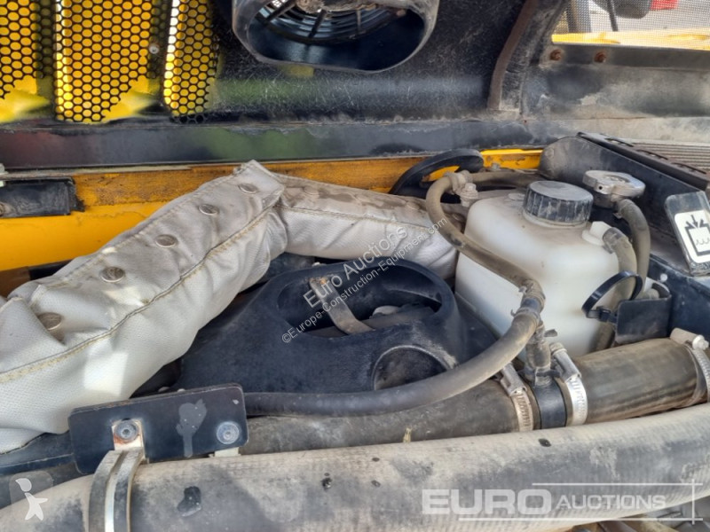Teleskopický vozík JCB 525-60 Hi Viz