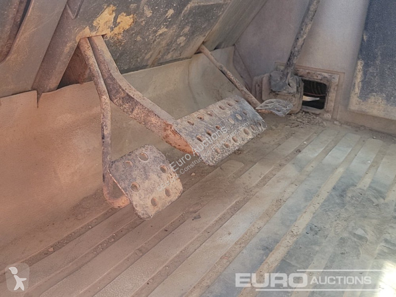 Teleskopický vozík JCB 525-67