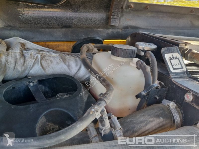 Teleskopický vozík JCB 525-60 Hi Viz