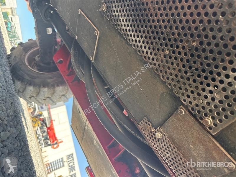 Телескопічний навантажувач  14.42 Telehandler