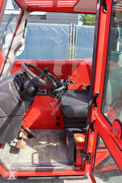 Телескопический погрузчик JCB 526-60T