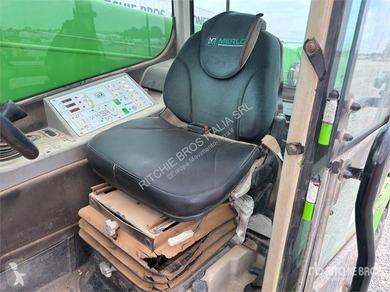 Телескопічний навантажувач Merlo 45.21 Telehandler