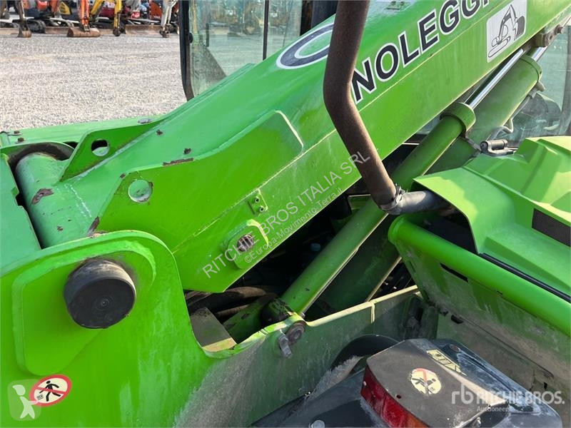 رافعة شوكية تلسكوبية Merlo P27.6 Telehandler