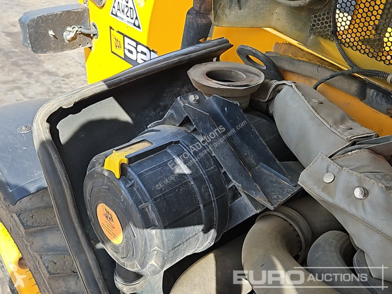 Teleskopický vozík JCB 525-60 Hi Viz