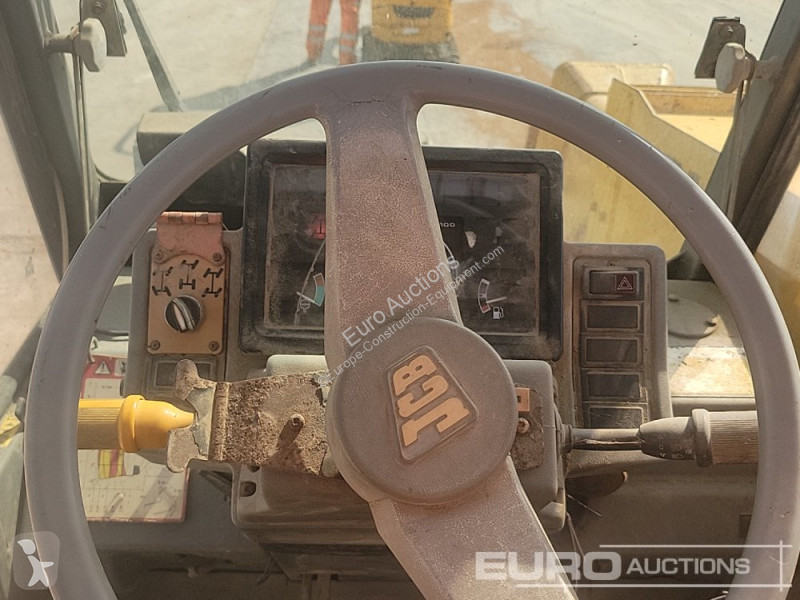 Teleskopický vozík JCB 525-67
