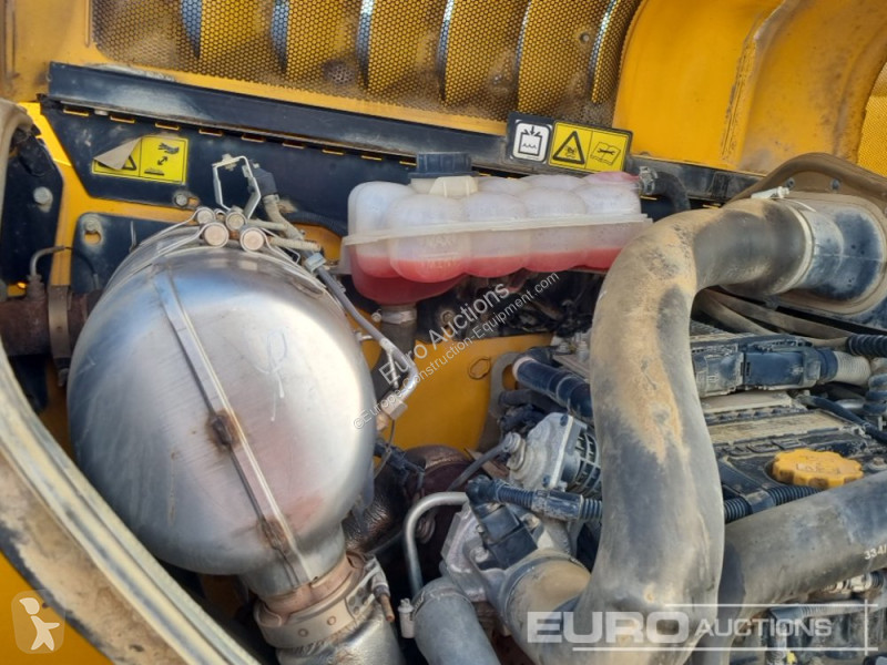 رافعة شوكية تلسكوبية JCB 540-140 Hi Viz