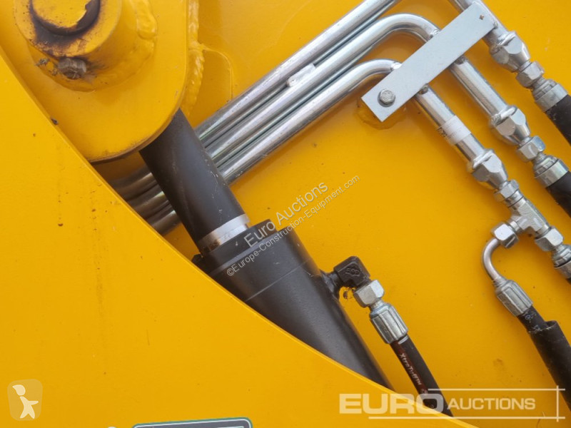 Teleskopický vozík JCB 540-170
