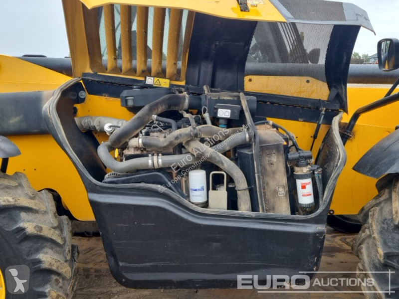 Teleskopický vozík JCB 535-140 Hi Viz