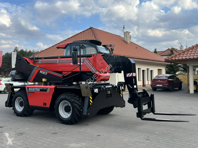 Teleskopický manipulátor Manitou Obrotowa...