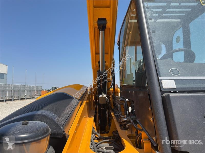 Телескопічний навантажувач JCB 530-70