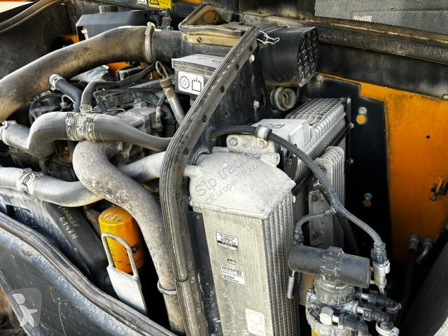 Chariot télescopique JCB