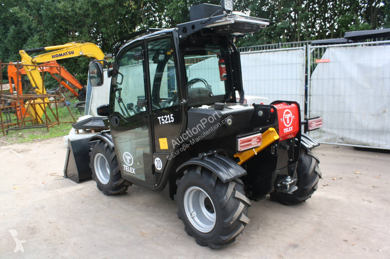 Teleskopický vozík Terex T5215