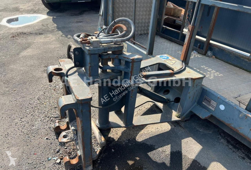 Încărcător telescopic Merlo