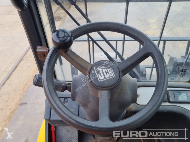Chariot télescopique JCB
