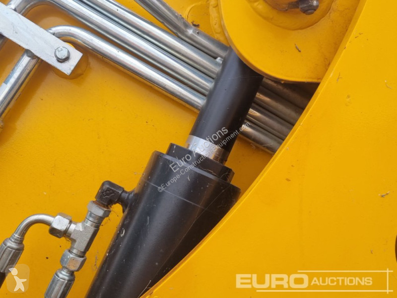 Teleskopický vozík JCB 540-170