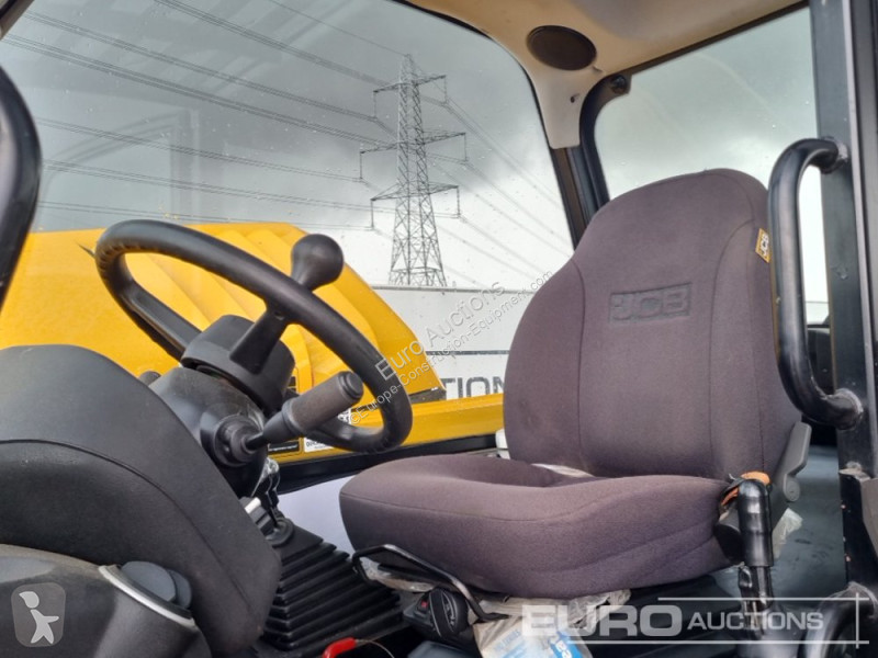 Teleskopický vozík JCB 531-70