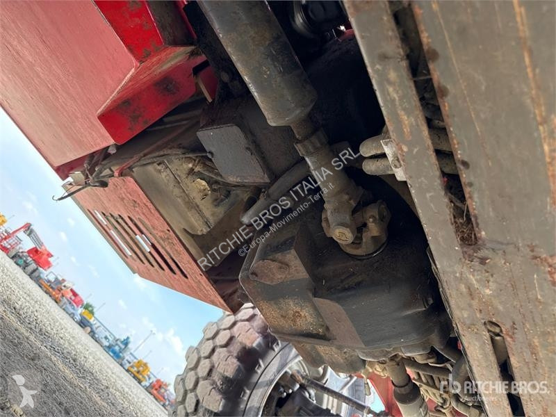 Телескопічний навантажувач Manitou...