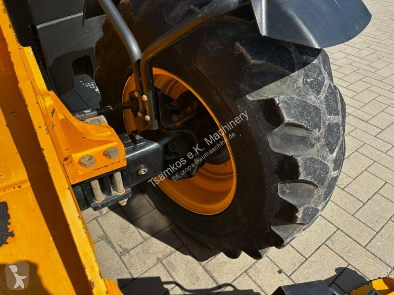 Carretilla telescópica JCB HiViz...