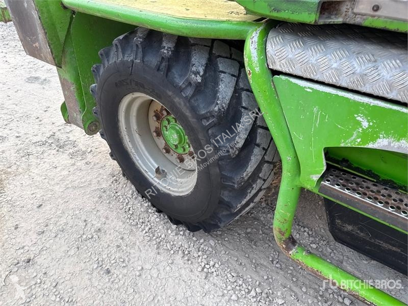 Încărcător telescopic Merlo ROTO 33.16KS