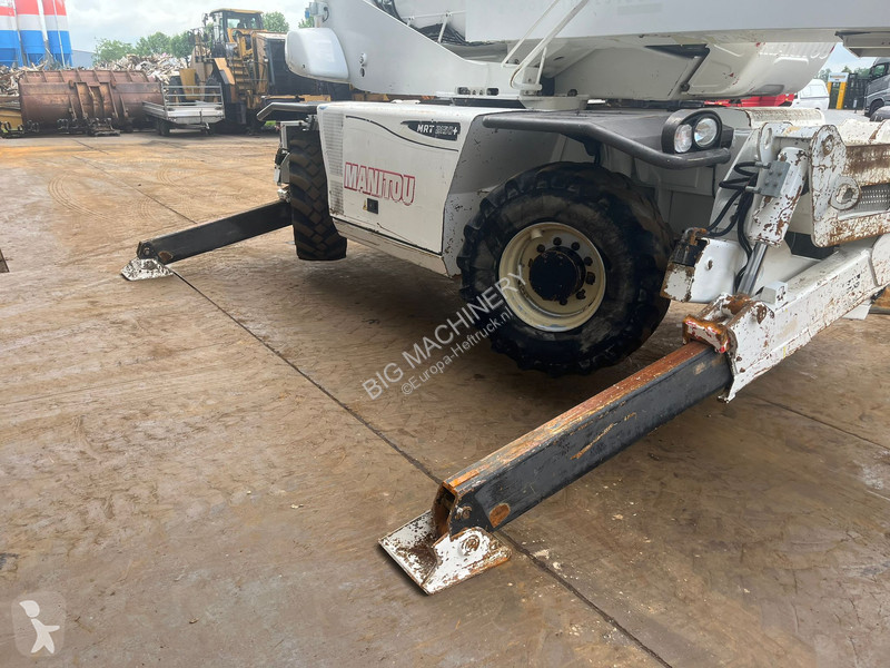 رافعة شوكية تلسكوبية Manitou MRT2150+ plus...