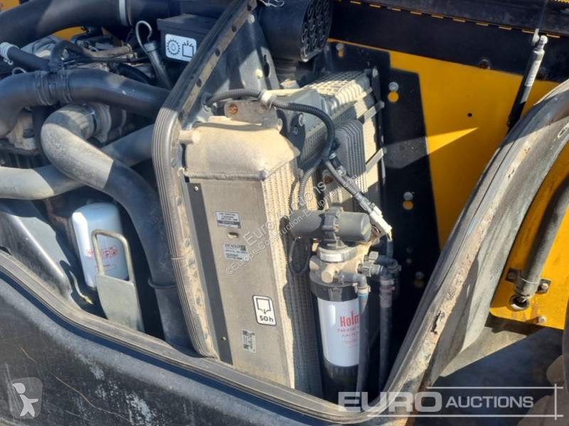 رافعة شوكية تلسكوبية JCB 540-140 Hi Viz