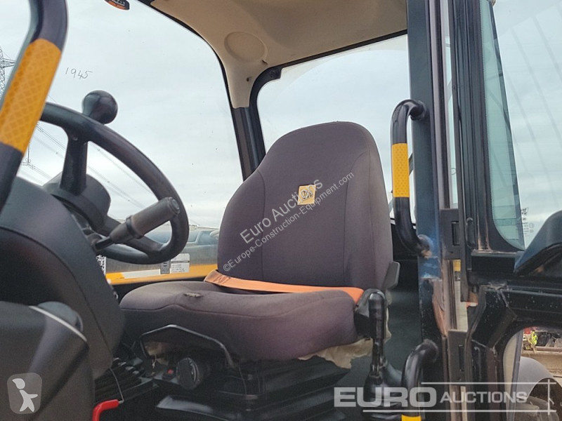 رافعة شوكية تلسكوبية JCB 540-140 Hi Viz