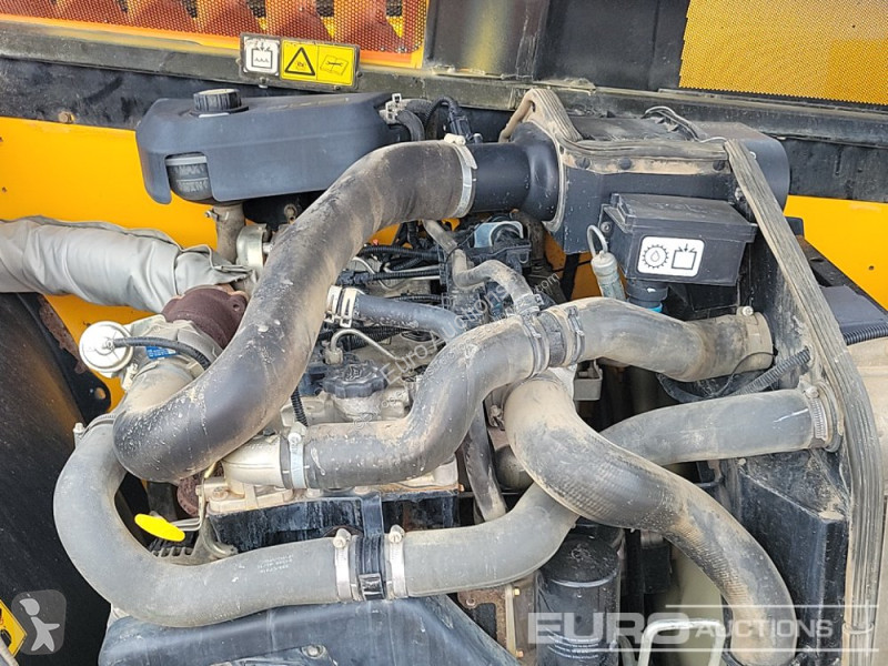 Teleskopický vozík JCB 540-140 Hi Viz