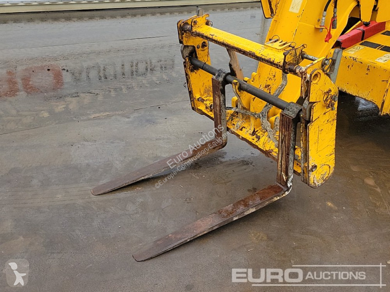 Încărcător telescopic JCB 540-140 Hi Viz