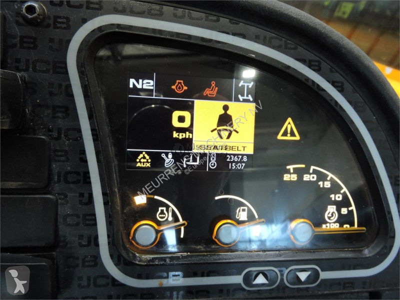 رافعة شوكية تلسكوبية JCB