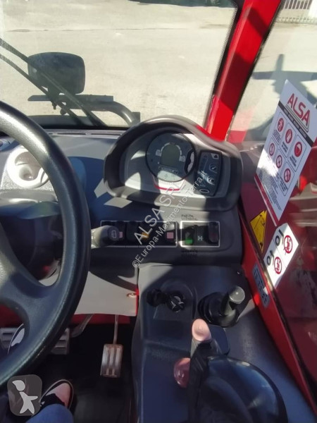 Teleskopický manipulátor Manitou MT 625
