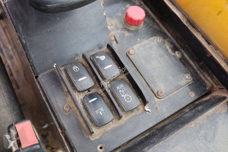 Телескопичен товарач JCB 560-80